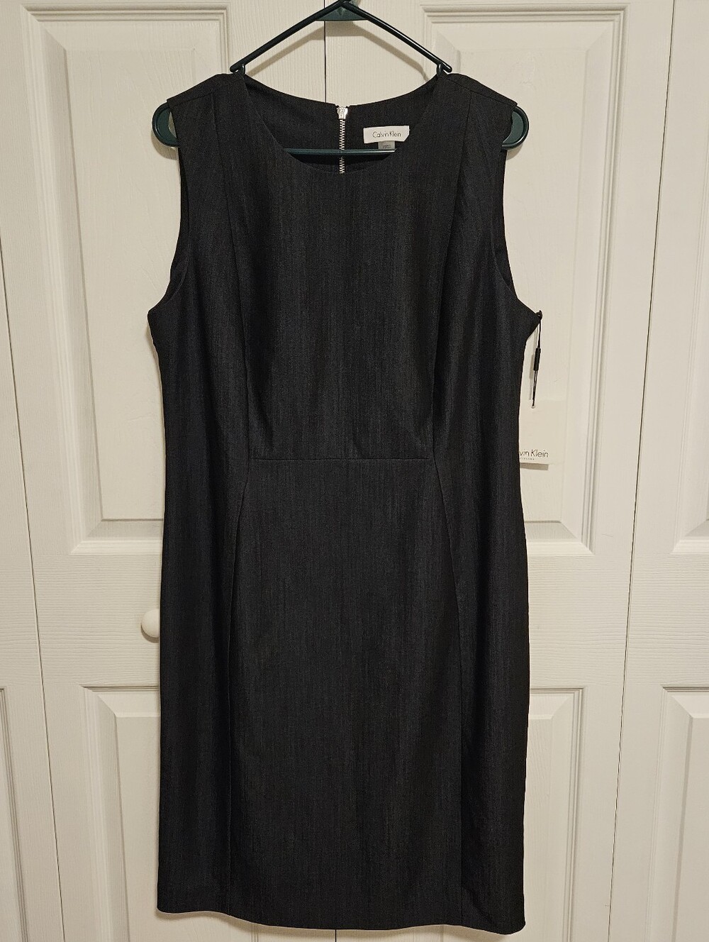 Calvin Klein Women's NWT Dark Blue Sleeveless Sheath Midi Dress Size 14